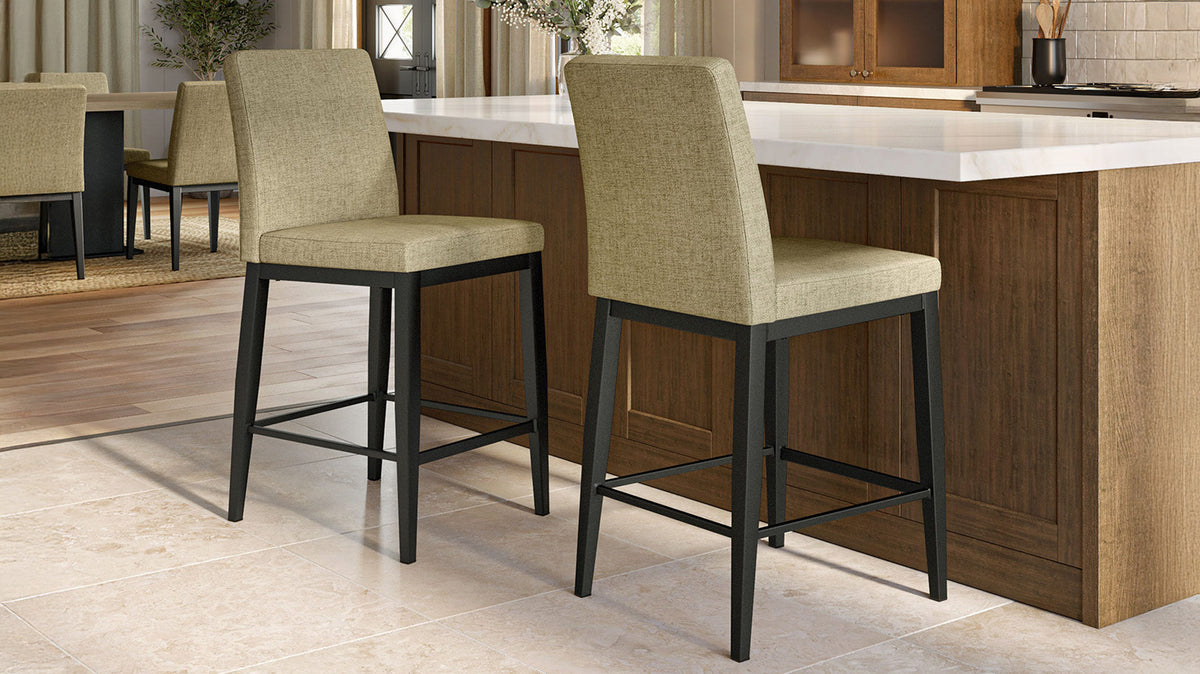 lorenzo stool