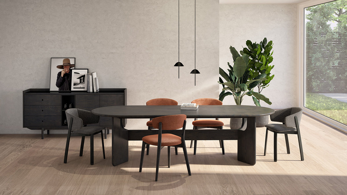 gisele dining table