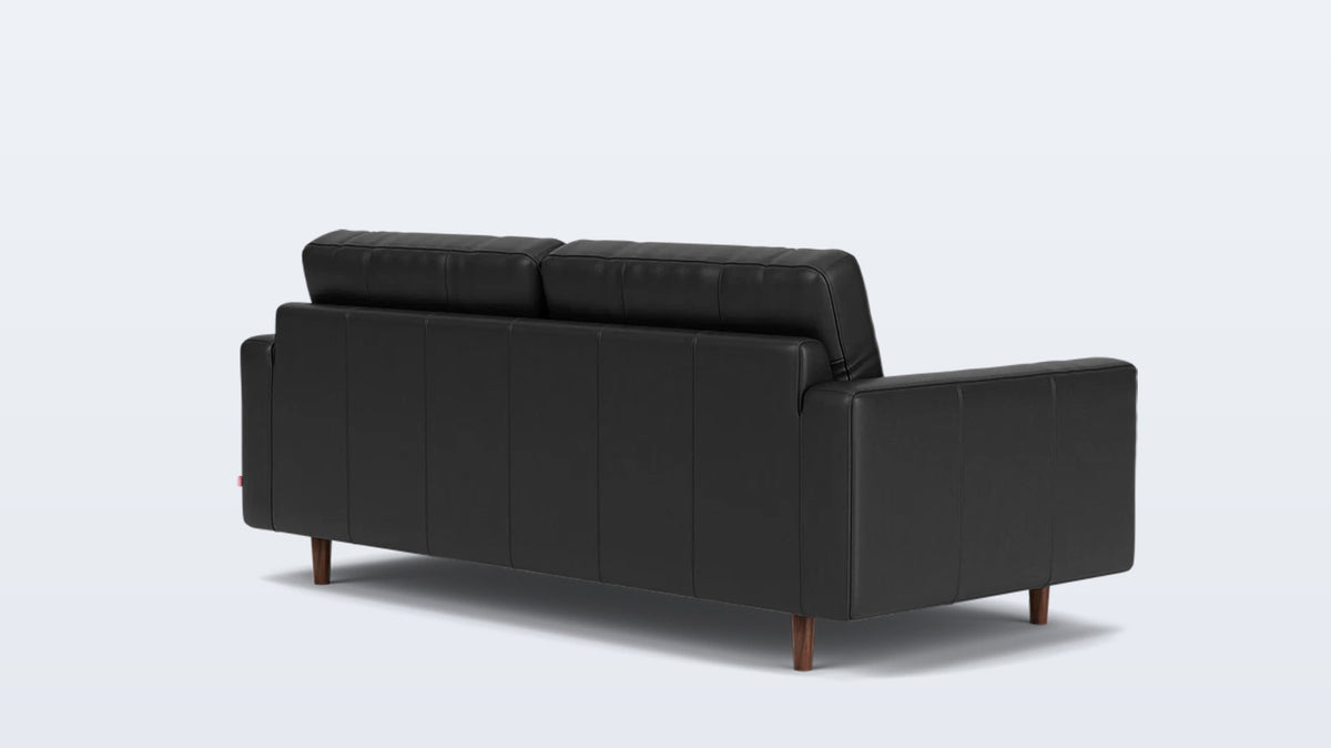 oskar apartment sofa - leather