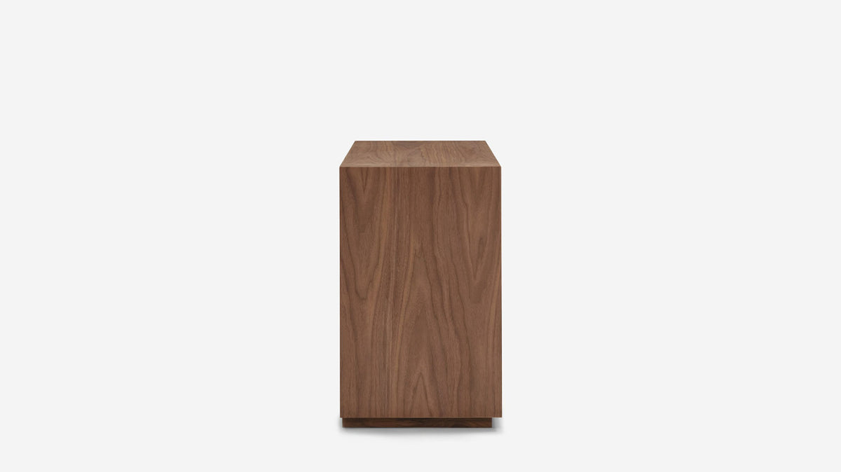 stage single dresser