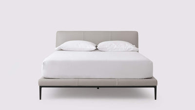 oma bed - leather