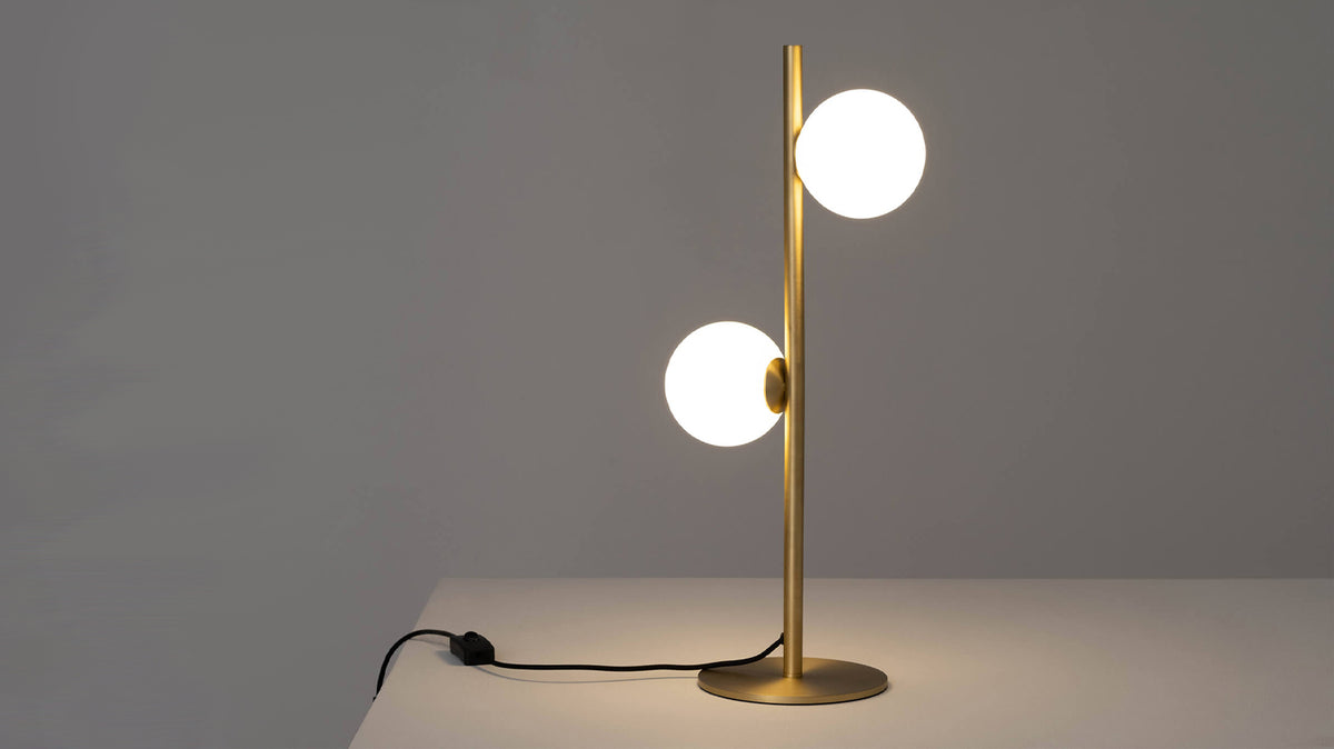 stem table lamp